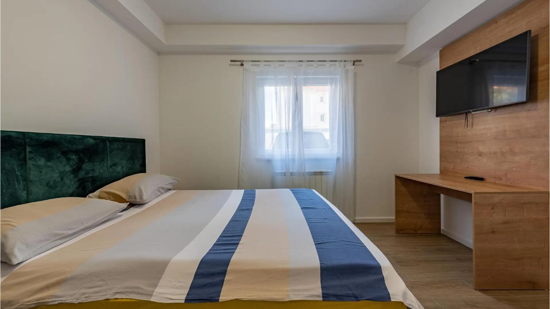 Nice Apartment In Zadar With Kitchen